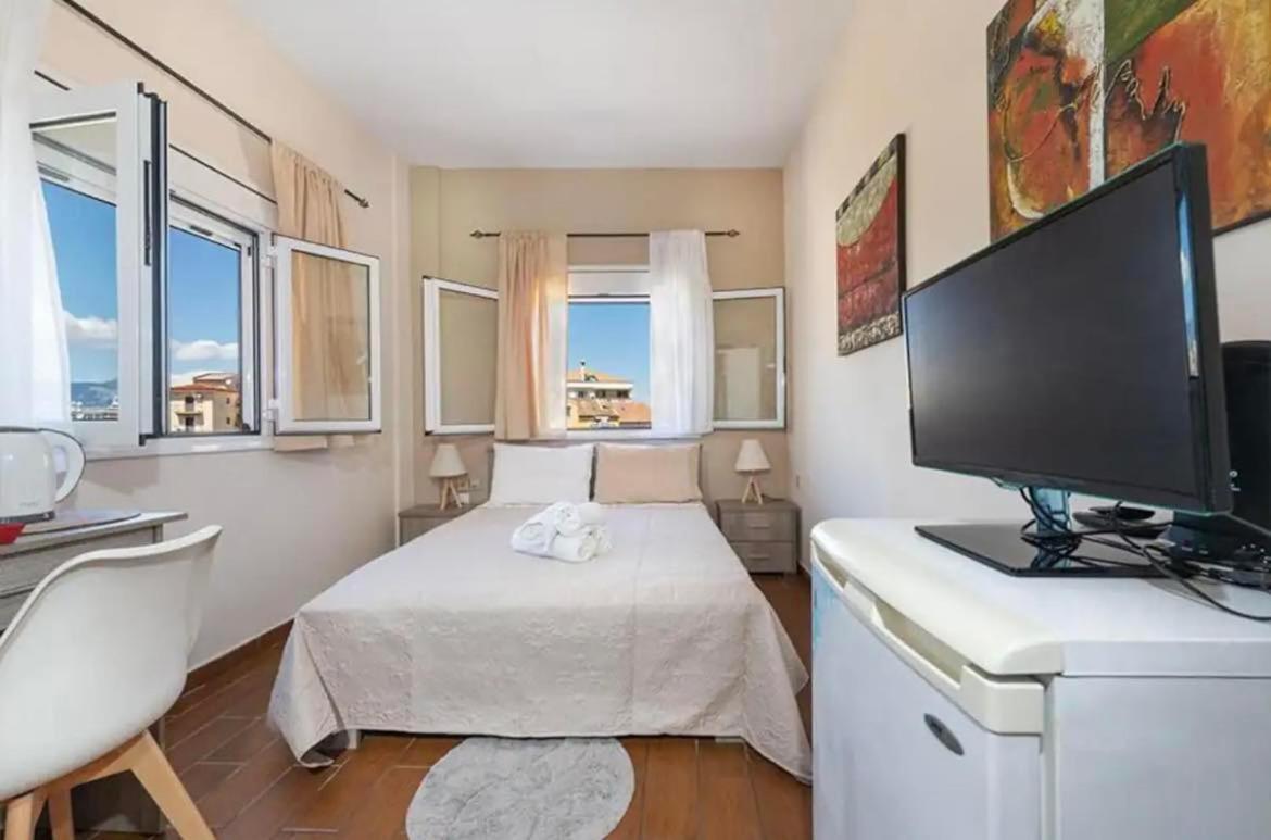 Xrisanthi Studio Corfu Port 1 Eksteriør bilde