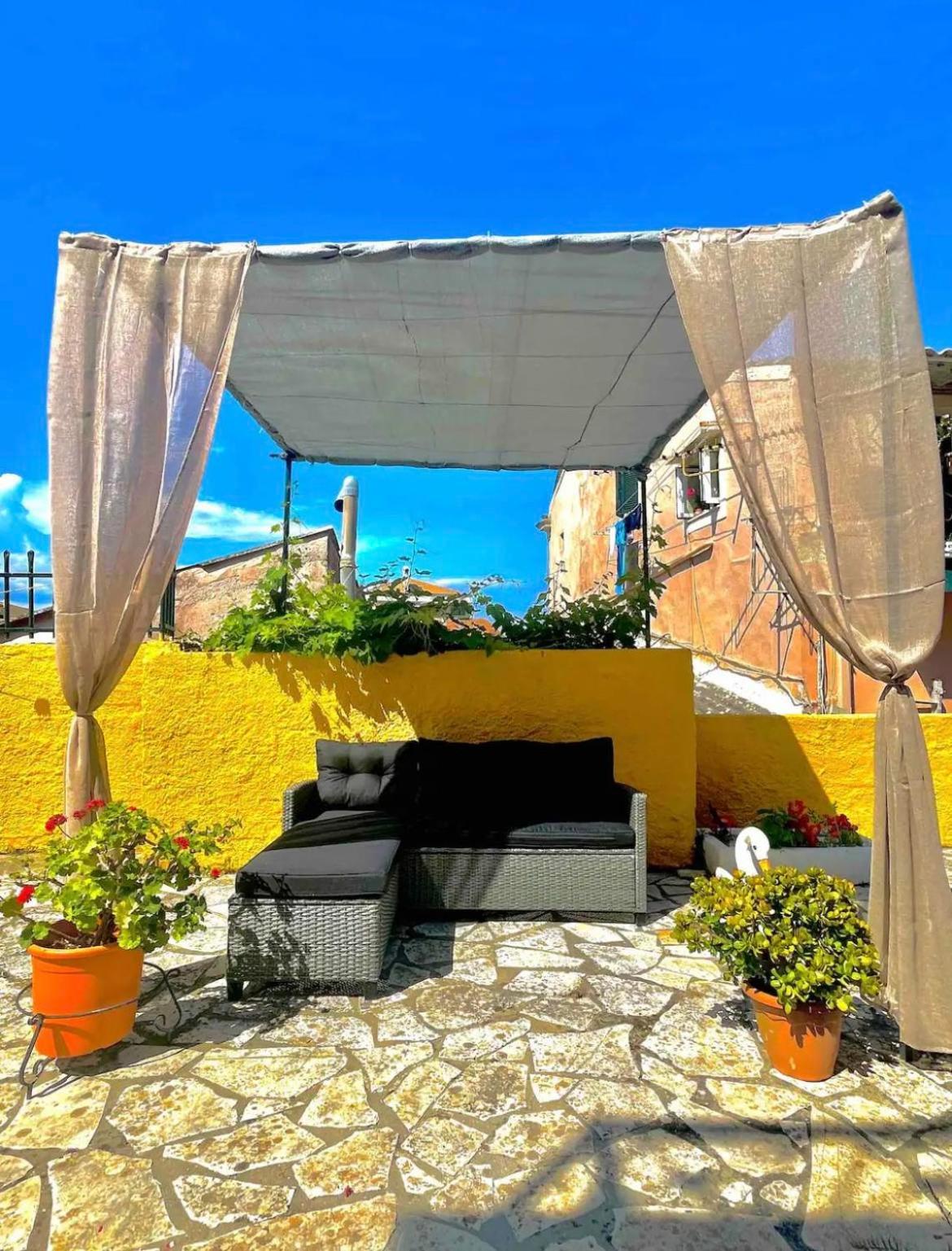 Xrisanthi Studio Corfu Port 1 Eksteriør bilde